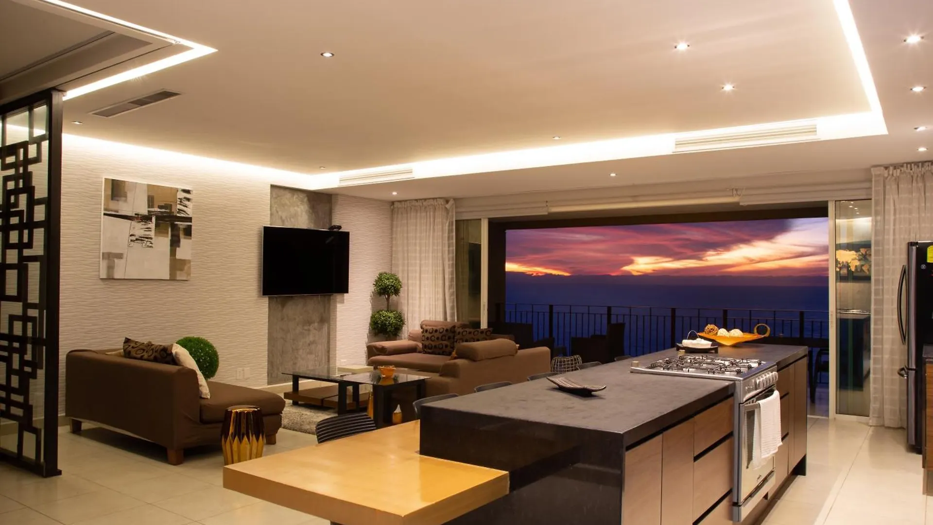 Gorgeous 15 Floor Grand Venetian Apartment Puerto Vallarta Mexico