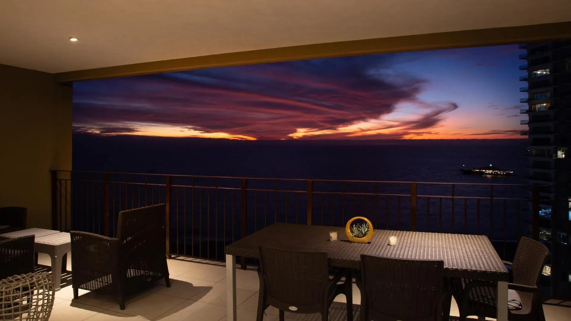Gorgeous 15 Floor Grand Venetian Apartment Puerto Vallarta