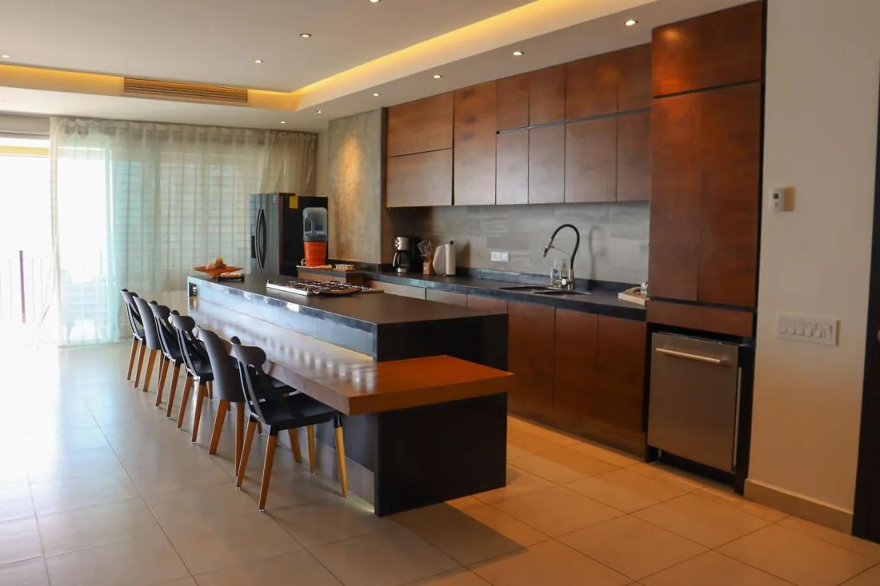 Gorgeous 15 Floor Grand Venetian Apartment Puerto Vallarta 0*,
