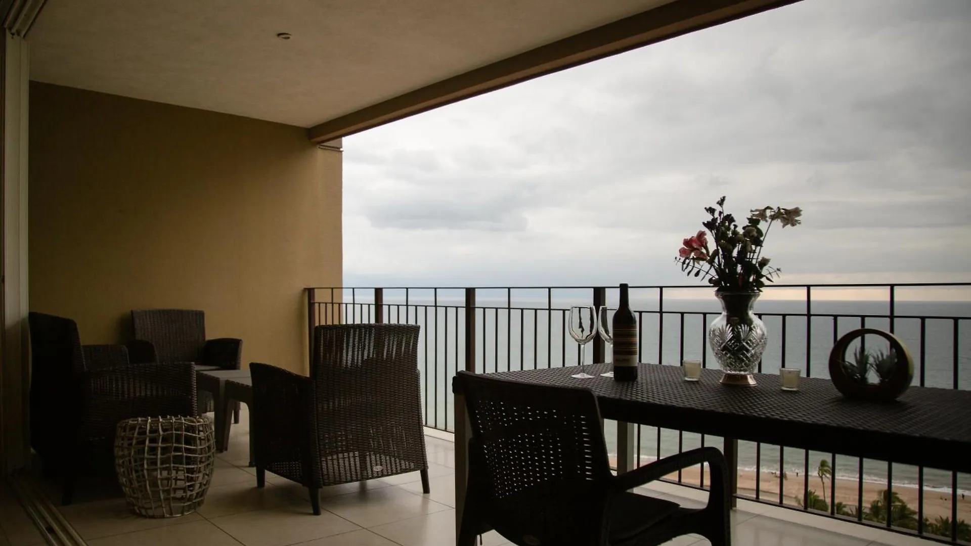 Gorgeous 15 Floor Grand Venetian Apartment Puerto Vallarta