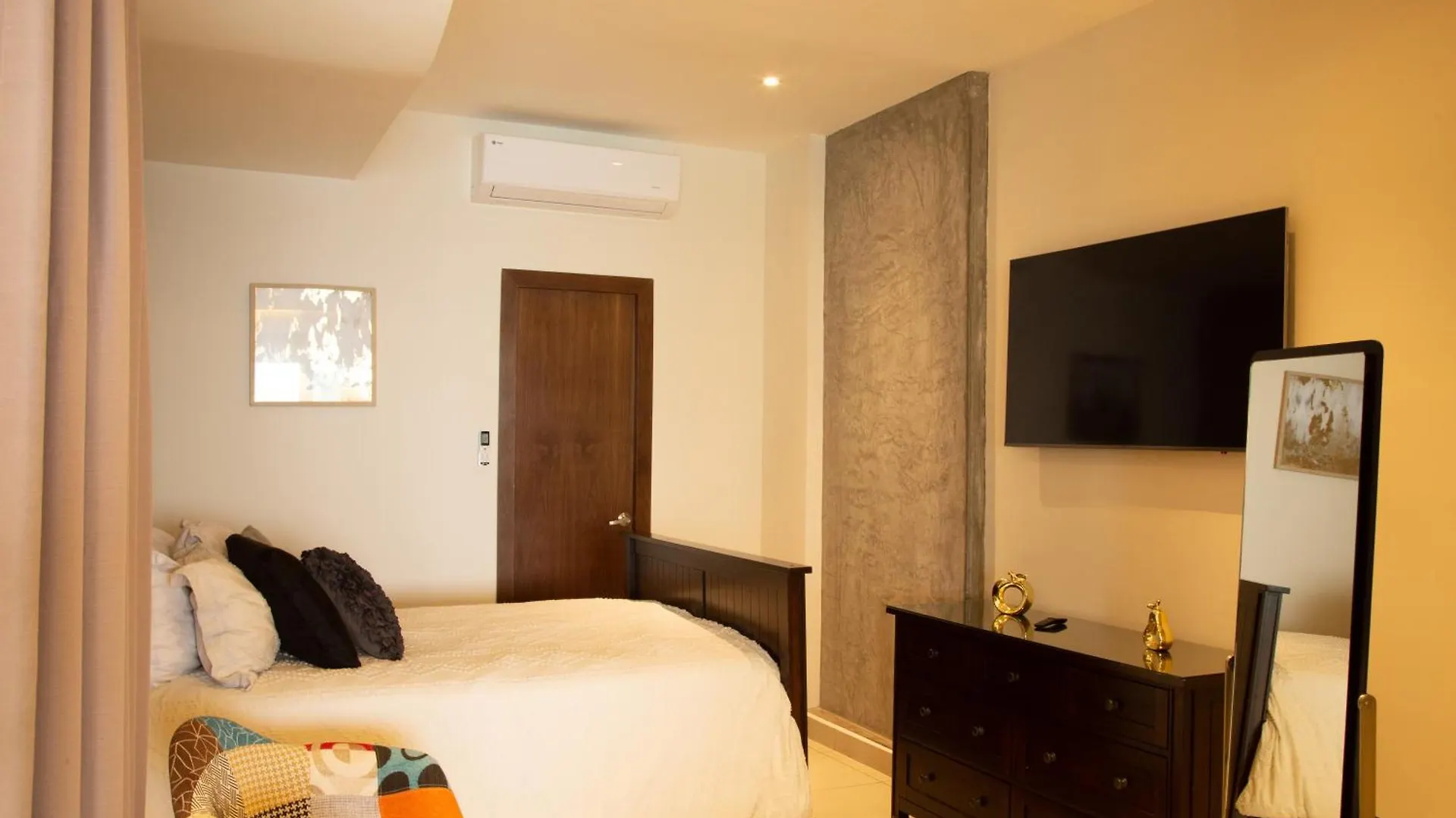 Gorgeous 15 Floor Grand Venetian Apartment Puerto Vallarta 0*,  Mexico